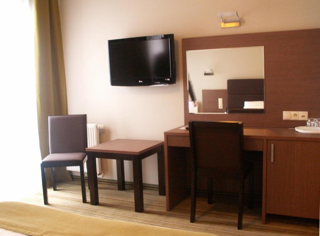 Hotel Pod Debem ทาร์นูฟ ห้อง รูปภาพ