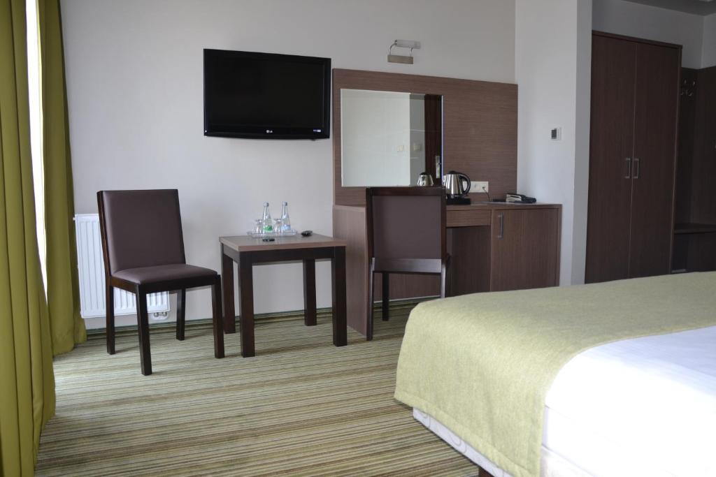 Hotel Pod Debem ทาร์นูฟ ห้อง รูปภาพ