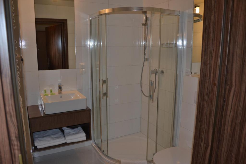 Hotel Pod Debem ทาร์นูฟ ห้อง รูปภาพ