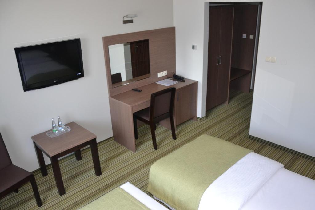 Hotel Pod Debem ทาร์นูฟ ห้อง รูปภาพ